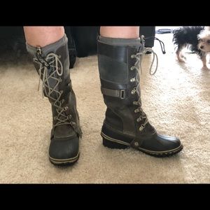 Sorel rain/winter boots